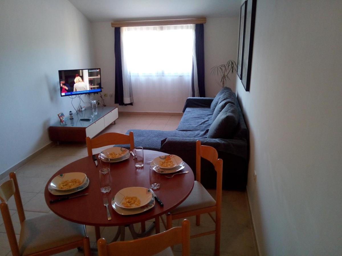 Apartman Adriatic Pula Exterior foto