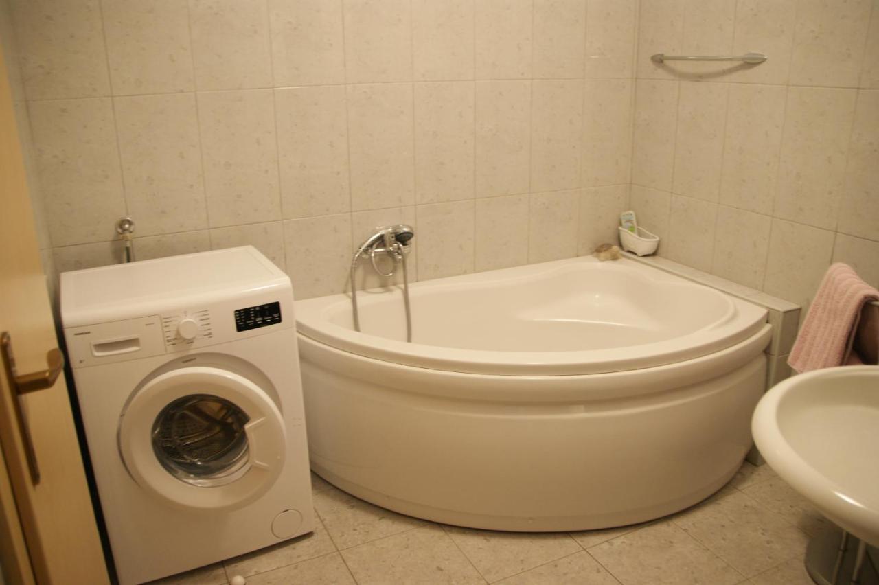 Apartman Adriatic Pula Exterior foto