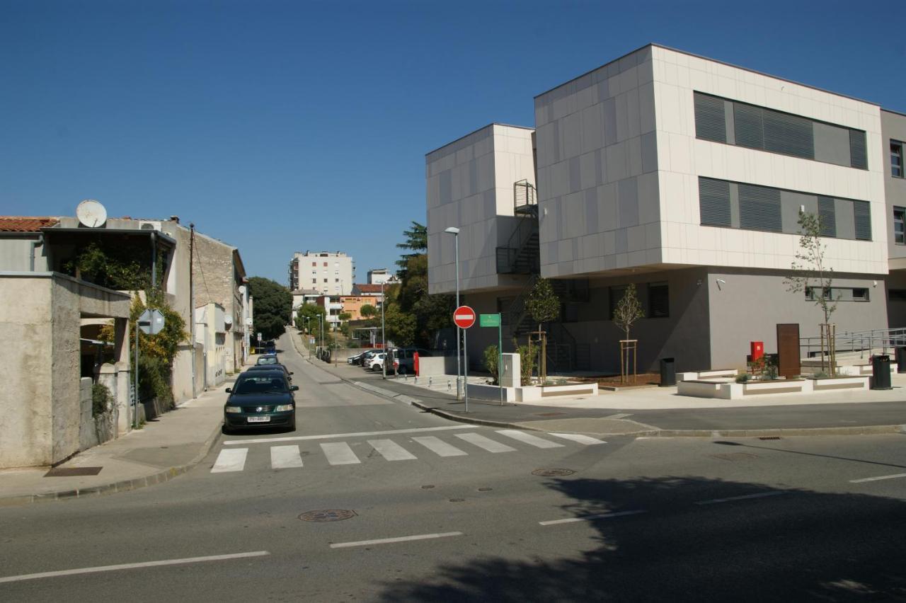 Apartman Adriatic Pula Exterior foto